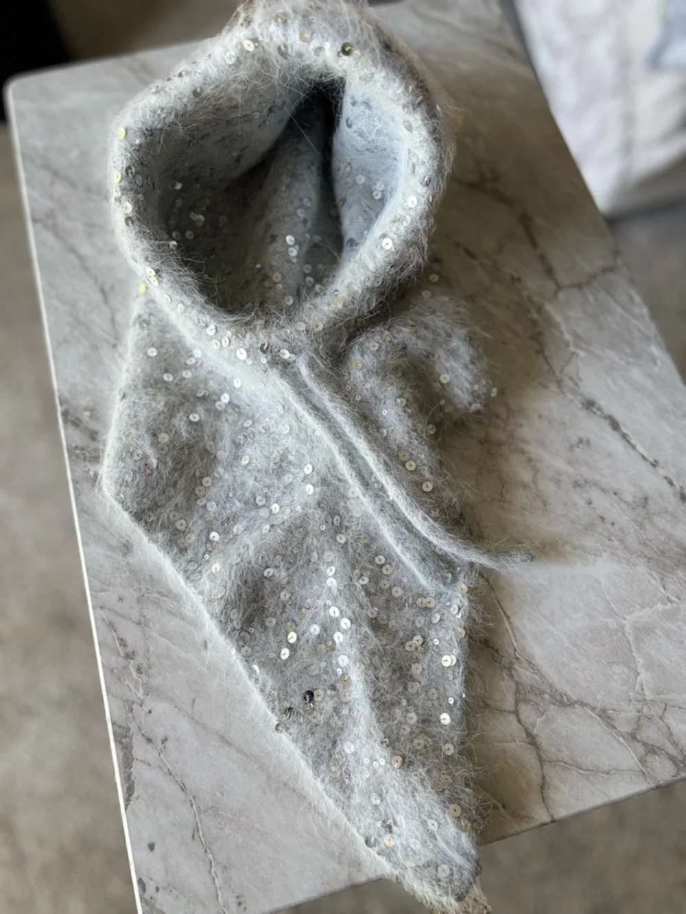 NWOT LE PETIT AGNEAU Sequin Detail Gray Hood Scarf Cashmere & Angora O/S